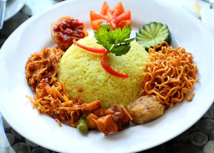 Praja Hotel 2*